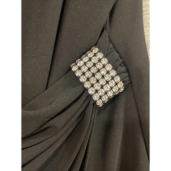 NWT Women Size 14W Flattering Knee Length Wraparound Dress Bell Sleeves Black - Picture 4 of 16
